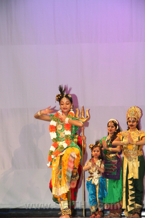 LORDKRISHNA-TORONTO300313SEITHY (402)